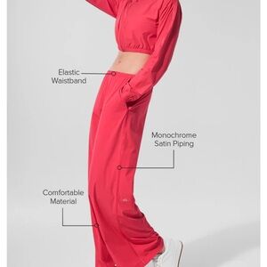 ALO Yoga Women's Vibrant Red Track Pants NWT